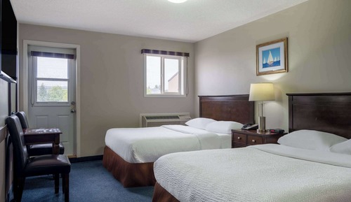 Room, 2 Queen Beds, Non Smoking