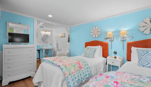 Room (Seabird)