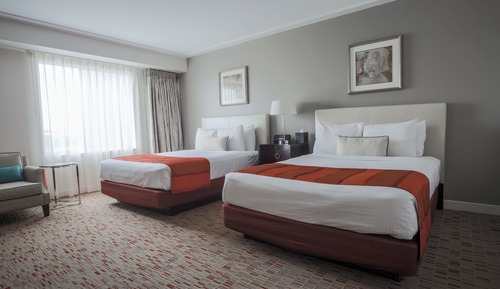 Deluxe Room, 2 Queen Beds, Smoking