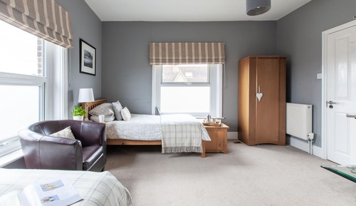 Standard Twin Room, Ensuite (2nd Floor)