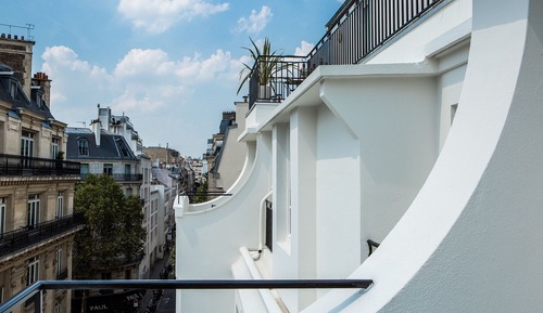 Suite, Balcony