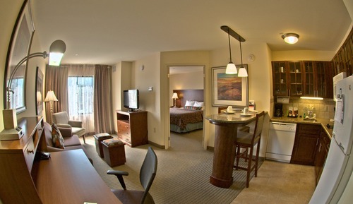 Suite, 1 Bedroom, Kitchen (1 King)