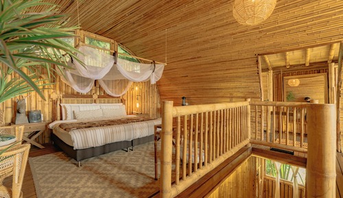 Bamboo Palace Romance