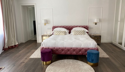 Deluxe Studio Suite, 1 King Bed, Non Smoking