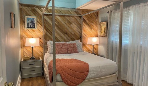 Deluxe Suite, 2 Bedrooms, Courtyard View