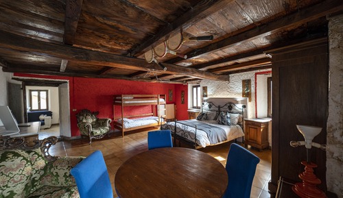 Quadruple Room, Private Bathroom (External)
