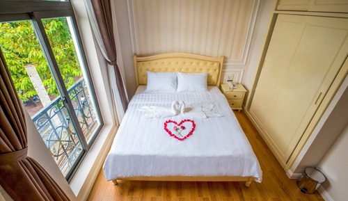 Standard Room, City View