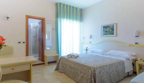 Basic Triple Room