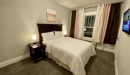 Standard Room, 1 Queen Bed, Non Smoking