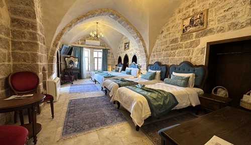 Family Room, Multiple Beds, Jetted Tub, City View