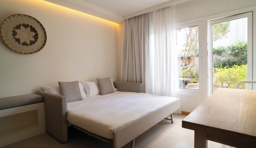 Family Apartment, 1 Bedroom, Terrace, Garden View