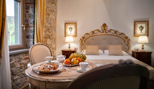 Luxury Room