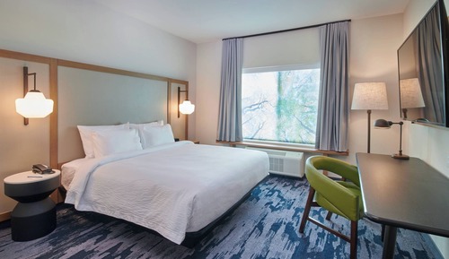 Room, 1 King Bed (Mobility/Hearing Accessible, Tub)