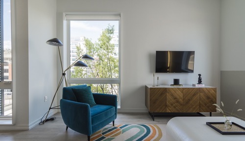 Third-floor apartment, City View