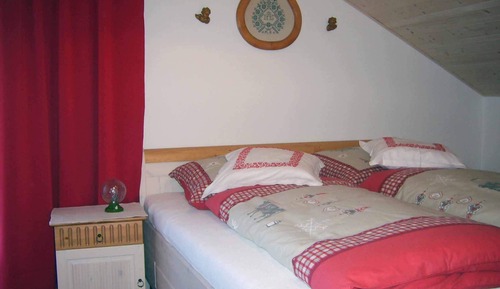 House, 4 Bedrooms, Balcony