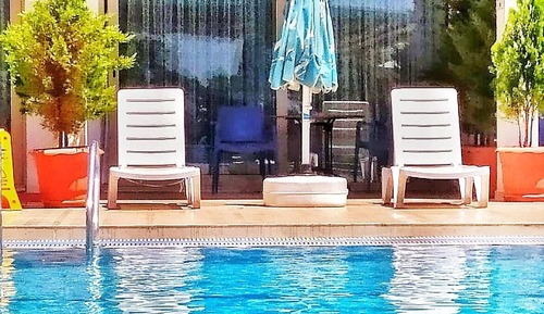 Standard Triple Room, Pool View