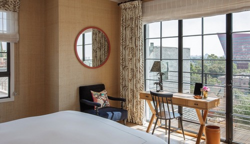 Room (Cozy)