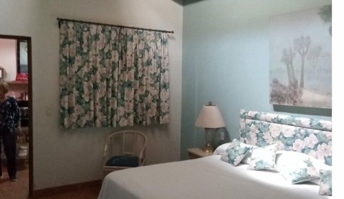 Room 1, King Bed