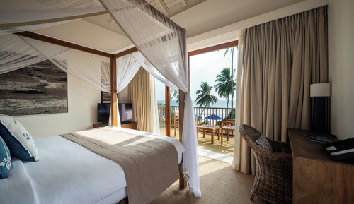 Deluxe Double Room, 1 King Bed, Private Bathroom, Ocean View