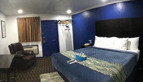 Signature Suite, 1 King Bed