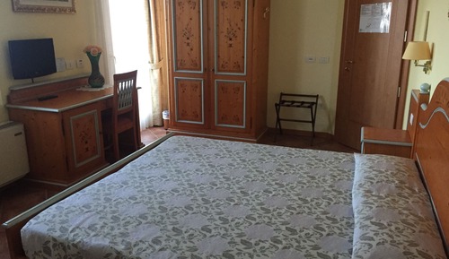 Comfort Double or Twin Room