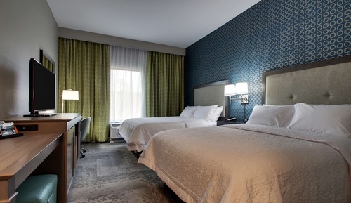 Room, 2 Queen Beds, Refrigerator & Microwave
