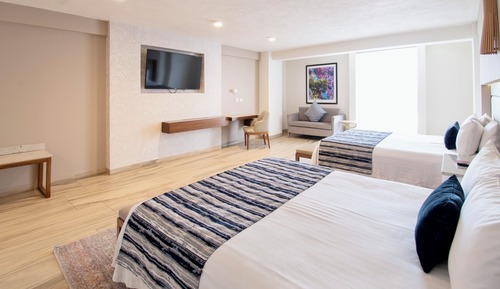 Double Room, 2 Queen Beds