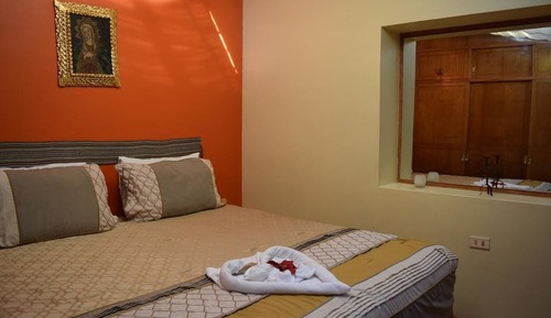 House, 2 Bedrooms, Fireplace