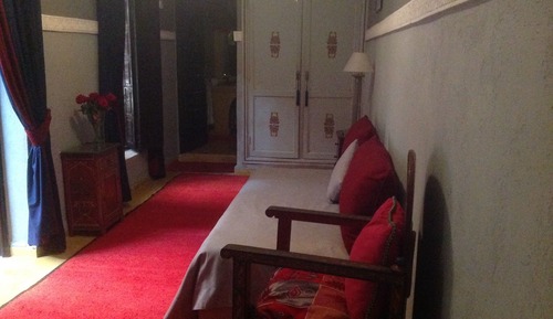 Standard Suite, Pool View (Suite MD)