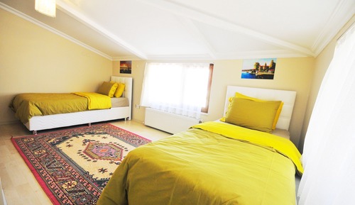 Family Penthouse, 3 Bedrooms, 2 Bathrooms, City View