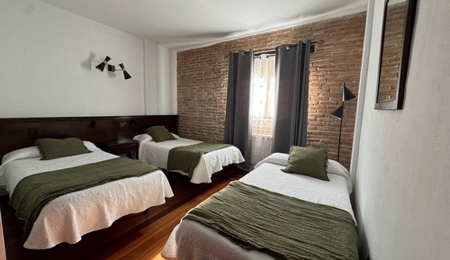 Family Room, 1 Bedroom