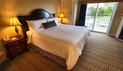 Room, 2 Bedrooms