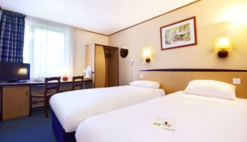Standard Room, 2 Twin Beds