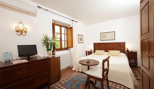 Classic Double Room, Garden View