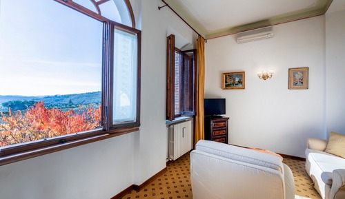 Manor House Balcony Suite
