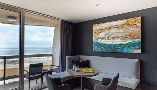 Junior Suite, 2 Twin Beds, Accessible, Sea View