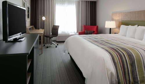 Studio Suite, 1 King Bed, Accessible, Non Smoking