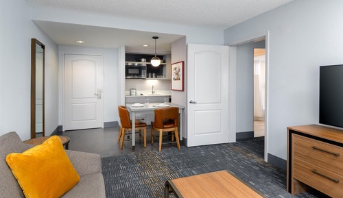 Suite, 2 Queen Beds, Non Smoking (1 Bedroom)
