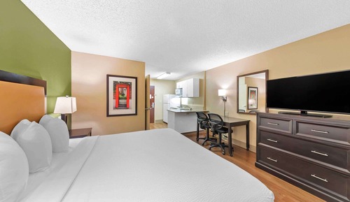 Studio, 1 Queen Bed, Accessible, Non Smoking