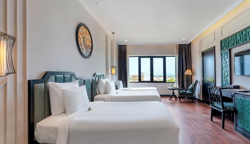Executive Family Room, Connecting Rooms