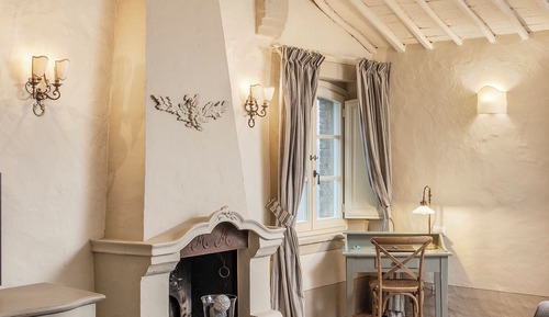 Junior Studio Suite