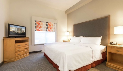Suite, 1 King Bed, Non Smoking