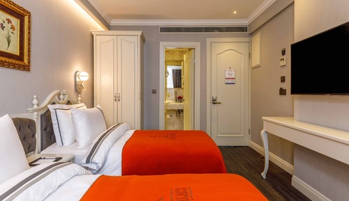 Standard Twin Room, Ground Floor