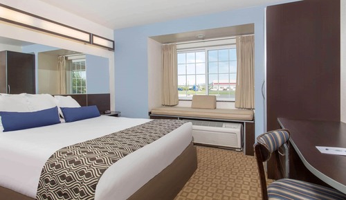Studio Suite, 1 Queen Bed, Non Smoking