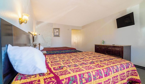 Standard Room, Multiple Beds (3)