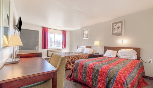 Standard Room, Multiple Beds (5)