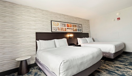 Suite, 2 Queen Beds, Non Smoking, Mountain View (2 Rooms)
