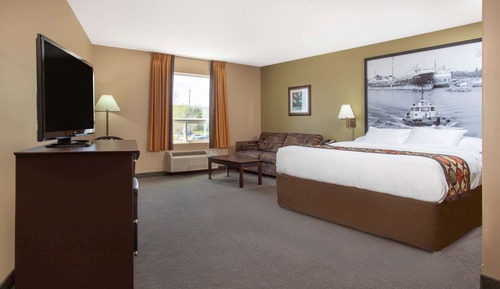 Room, 1 King Bed, Non Smoking
