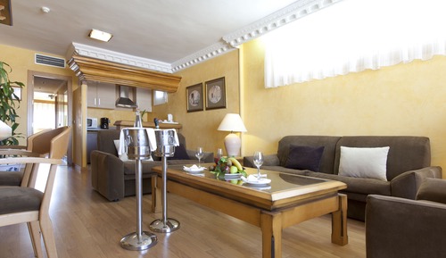 Presidential Suite, Private Pool