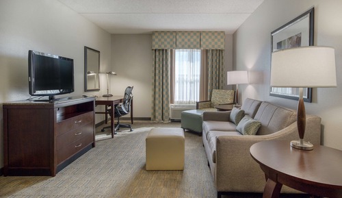 1 King Bed, 1 Bedroom Suite